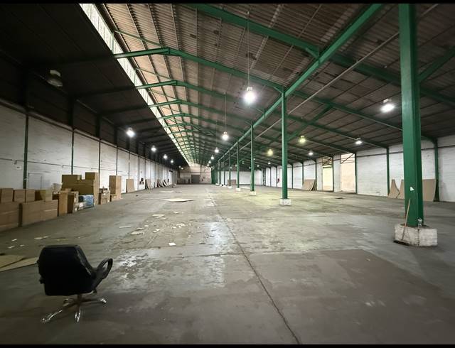 3,544M² WAREHOUSE TO LET IN EPPING INDUSTRIAL